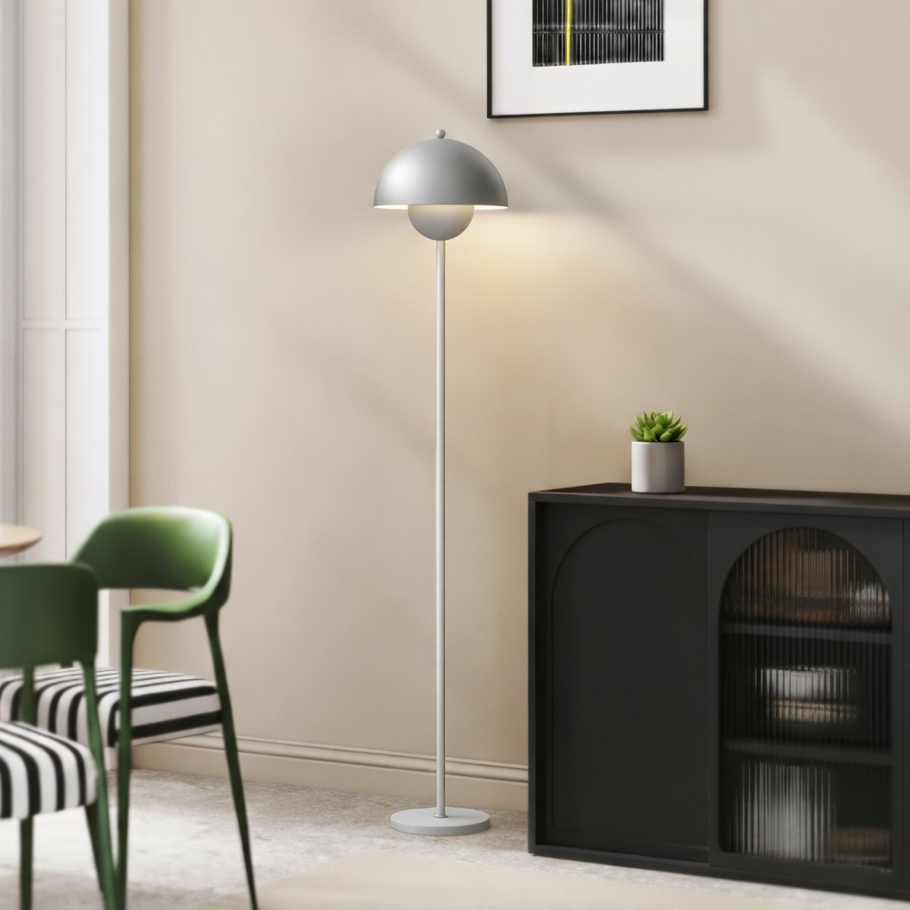 Skalenförmige Stehlampe im Retrodesign – 155 cm