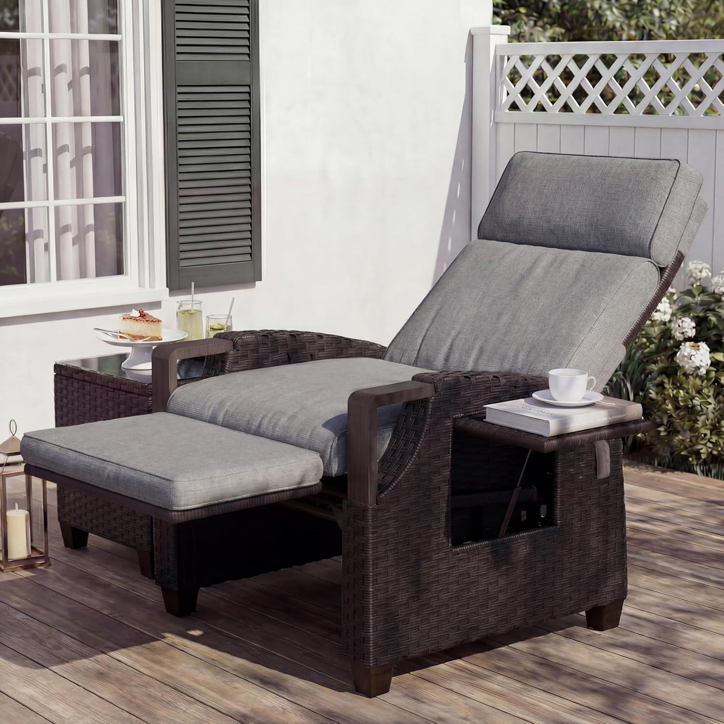 Grand patio Relaxliege Rattan Sonnenliege mit Verstellbarer Rückenlehne & Sitzkissen, Outdoor Liegesessel Braun/Dunkelgrau