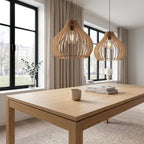 Elegante Deckenlampe aus Naturholz – Skulpturales Tropfenförmiges Design